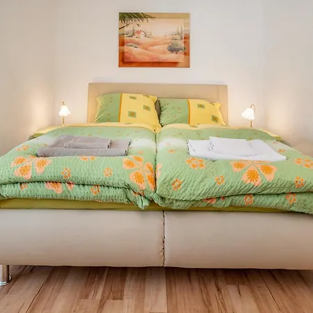 Apartment Ambiente In Karlsruhe